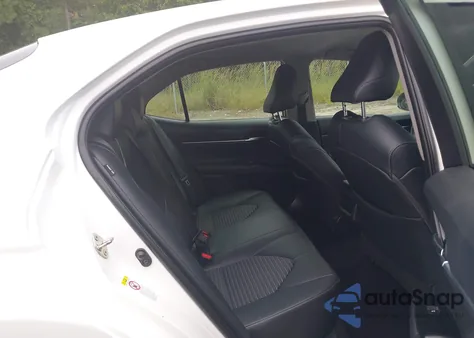 2018 Toyota Camry Se from USA, damaged, VIN 4T1B11HK2JU078092